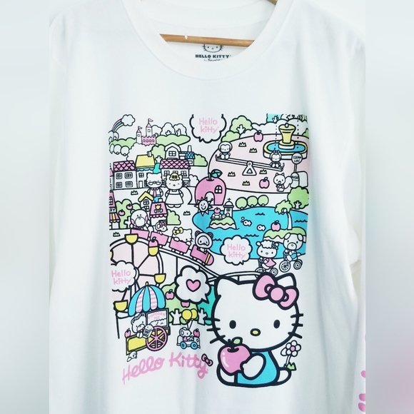 NEW Hello Kitty White Fleece Lined Sweatshirt Size L - Picture 11 of 16